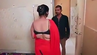 Desi Mature Lady'S Passionate Encounter With Indian Hunk