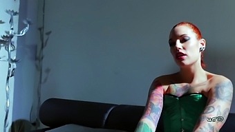 Italian Teen Melissa Learns From Foot Fetish Mistress Silvia Rubi