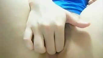 십대의 솔로 플레이타임을 담은 진짜 한국 아마추어 비디오