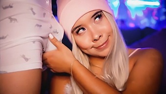 Szőke Tini Elcsábítja Mostohatestvérét A Te Örömödre